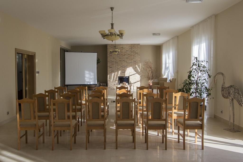 Hotel Notabene Świdnik Esterno foto
