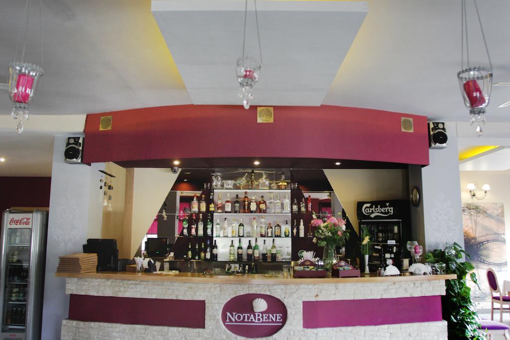 Hotel Notabene Świdnik Esterno foto